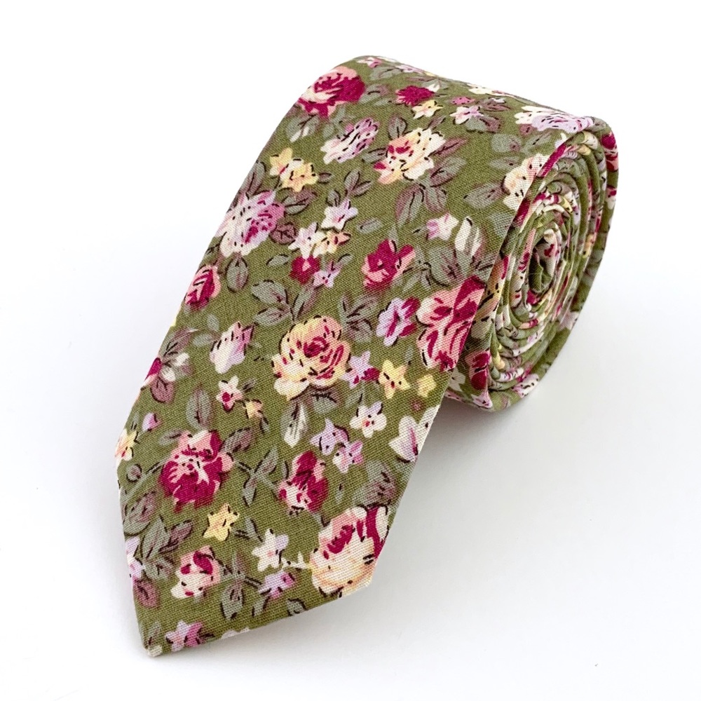 Men’s Olive Green Bohemian Floral Slim Necktie